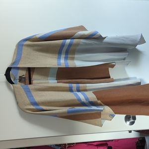 J. McLaughlin coastal grandmother wrap cape one size